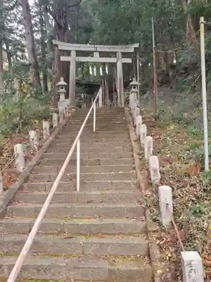 菅東山出世稲荷神社の鳥居
