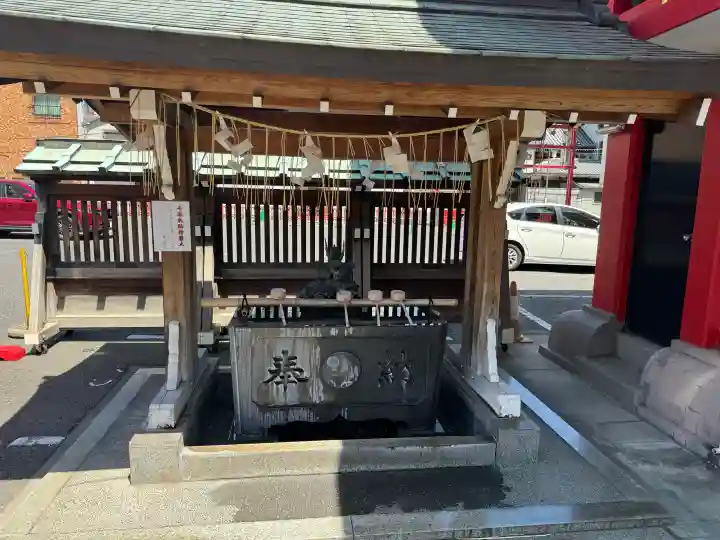 鷲神社の{uncategorized: "未分類", other: "その他", undefined: "問題あり", building: "その他建物", grave: "お墓", sacred_gate: "鳥居", guardian: "狛犬", statue: "像", buddha: "仏像", history: "歴史", nature: "自然", garden: "庭園", animal: "動物", pagoda: "塔", temizu: "手水舎", mountain_gate: "山門・神門", sanctuary: "本殿・本堂", subordinate: "末社・摂社", art: "芸術", scenery: "景色", jizo: "地蔵", ema: "絵馬", goshuin: "御朱印", omikuji: "おみくじ", items: "授与品その他", amulet: "お守り", goshuincho: "御朱印帳", eats: "食事", festival: "お祭り", votive_dance: "神楽", shichigosan: "七五三参", wedding: "結婚式", experience: "体験その他", initially: "初詣", around: "周辺", anti_infection: "感染症対策"}