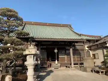 湊済寺の本殿・本堂