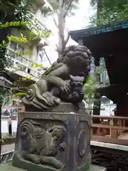 稲荷鬼王神社の狛犬