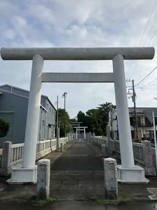 皇大神宮(烏森神社)の鳥居