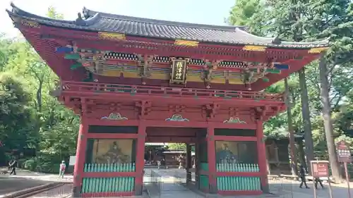 根津神社の山門・神門