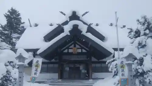 下川神社の本殿