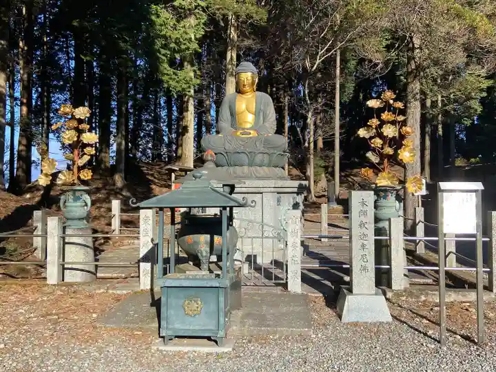 身延山奥之院思親閣(山梨県)