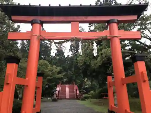 丹生都比売神社の鳥居