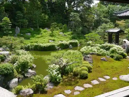 両足院の庭園