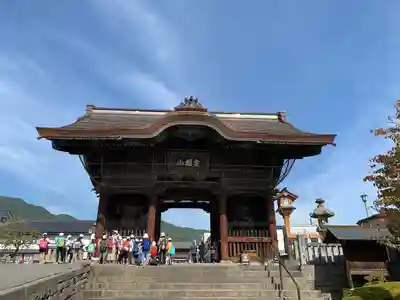 善光寺の山門・神門