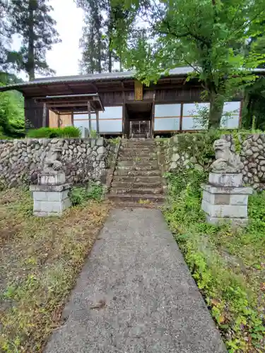 宮の沢八幡宮の本殿