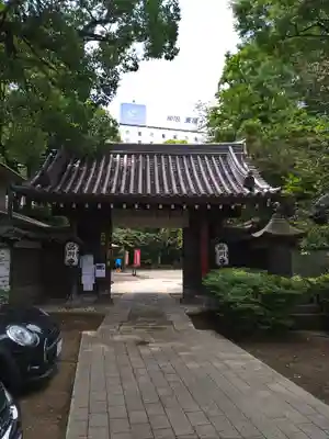 品川寺の山門・神門