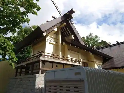 江南神社の本殿