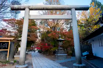 四柱神社の鳥居