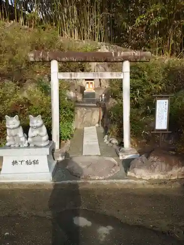 差出磯大嶽山神社 仕事と健康と厄よけの神さま(山梨県)