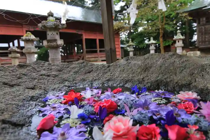 田村神社の手水舎