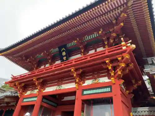 鶴岡八幡宮の山門・神門