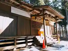 藤沢稲荷神社の本殿