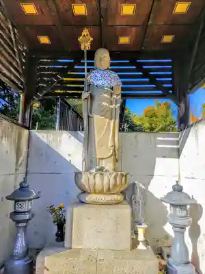 宝泉寺の地蔵
