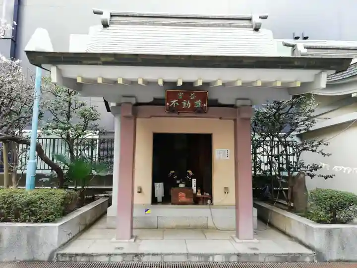宮益御嶽神社の末社・摂社