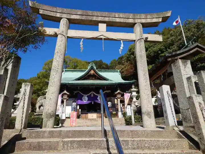 草津八幡宮の鳥居