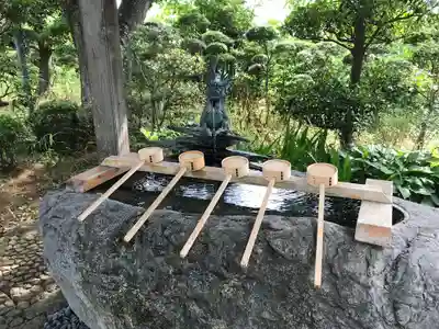 千勝神社の手水舎