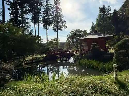 達谷西光寺(岩手県)