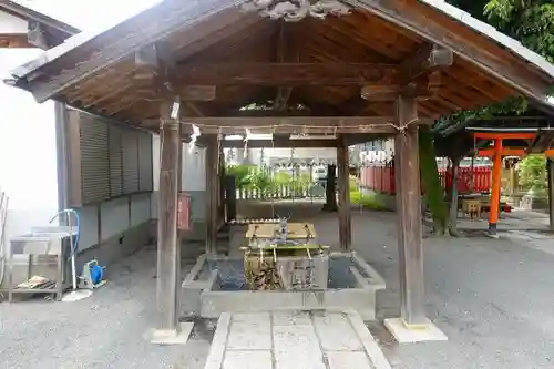 縣神社の手水舎
