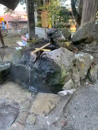 諏訪大社の手水舎