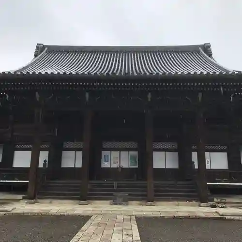 西教寺の本殿