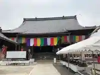浄信寺の本殿・本堂