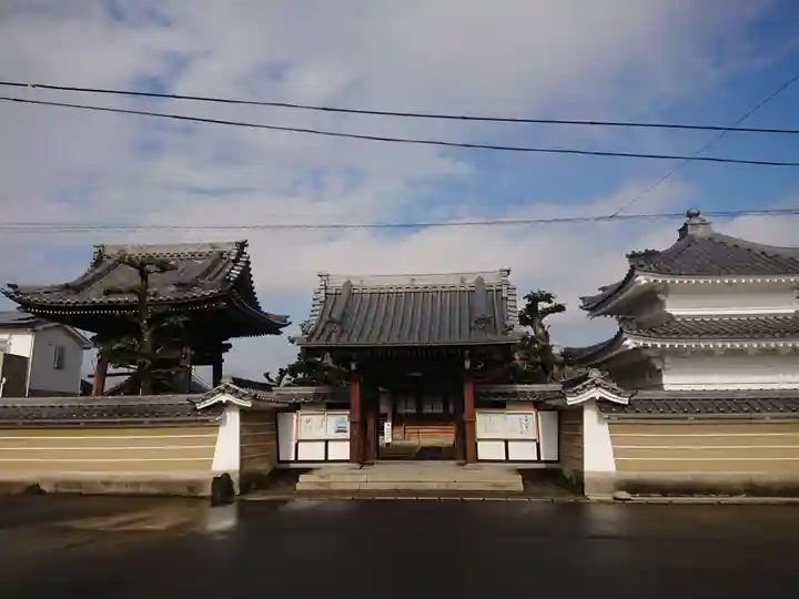 阿弥陀寺の山門・神門