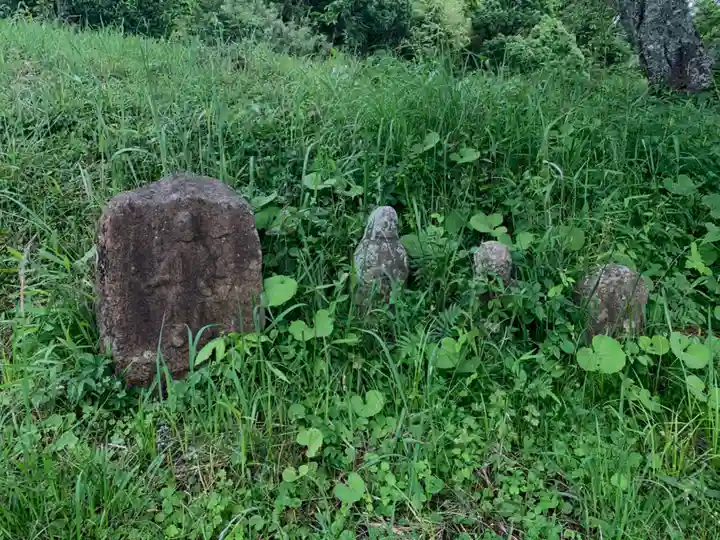 山ノ神神社の像