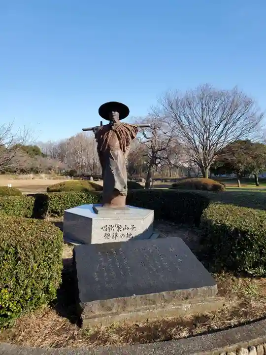 氷川女體神社の像