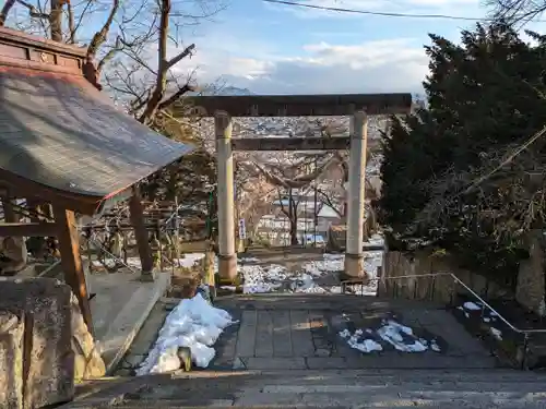 烏帽子山八幡宮(山形県)