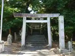 神明社の鳥居