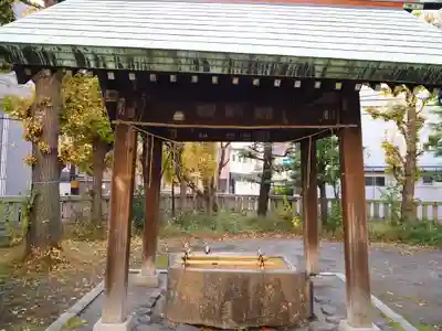 千束稲荷神社の手水舎