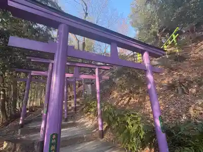 足利織姫神社の{uncategorized: "未分類", other: "その他", undefined: "問題あり", building: "その他建物", grave: "お墓", sacred_gate: "鳥居", guardian: "狛犬", statue: "像", buddha: "仏像", history: "歴史", nature: "自然", garden: "庭園", animal: "動物", pagoda: "塔", temizu: "手水舎", mountain_gate: "山門・神門", sanctuary: "本殿・本堂", subordinate: "末社・摂社", art: "芸術", scenery: "景色", jizo: "地蔵", ema: "絵馬", goshuin: "御朱印", omikuji: "おみくじ", items: "授与品その他", amulet: "お守り", goshuincho: "御朱印帳", eats: "食事", festival: "お祭り", votive_dance: "神楽", shichigosan: "七五三参", wedding: "結婚式", experience: "体験その他", initially: "初詣", around: "周辺", anti_infection: "感染症対策"}