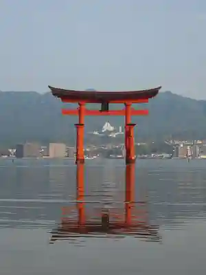 厳島神社(広島県)
