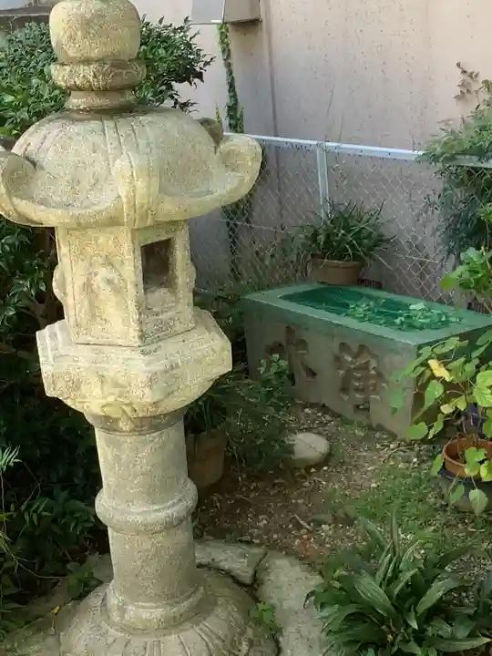 至誠院の手水舎