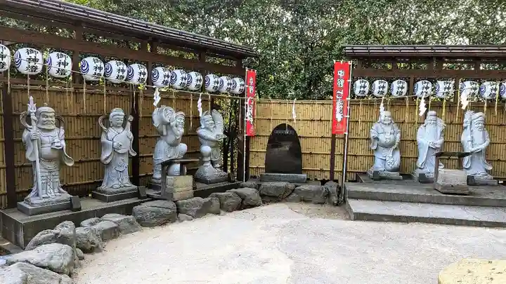 中野沼袋氷川神社の像