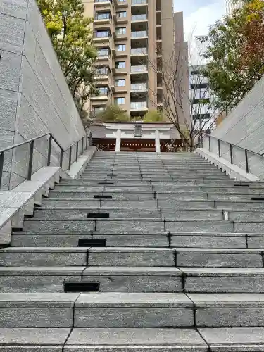 葺城稲荷神社の{uncategorized: "未分類", other: "その他", undefined: "問題あり", building: "その他建物", grave: "お墓", sacred_gate: "鳥居", guardian: "狛犬", statue: "像", buddha: "仏像", history: "歴史", nature: "自然", garden: "庭園", animal: "動物", pagoda: "塔", temizu: "手水舎", mountain_gate: "山門・神門", sanctuary: "本殿・本堂", subordinate: "末社・摂社", art: "芸術", scenery: "景色", jizo: "地蔵", ema: "絵馬", goshuin: "御朱印", omikuji: "おみくじ", items: "授与品その他", amulet: "お守り", goshuincho: "御朱印帳", eats: "食事", festival: "お祭り", votive_dance: "神楽", shichigosan: "七五三参", wedding: "結婚式", experience: "体験その他", initially: "初詣", around: "周辺", anti_infection: "感染症対策"}