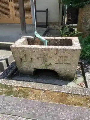 阿弥陀寺の手水舎