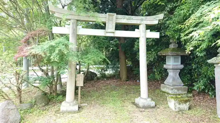 金刀比羅神社(琴平神社)の鳥居