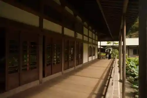 光明寺の本殿・本堂