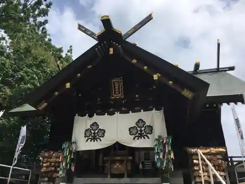 札幌諏訪神社の本殿・本堂