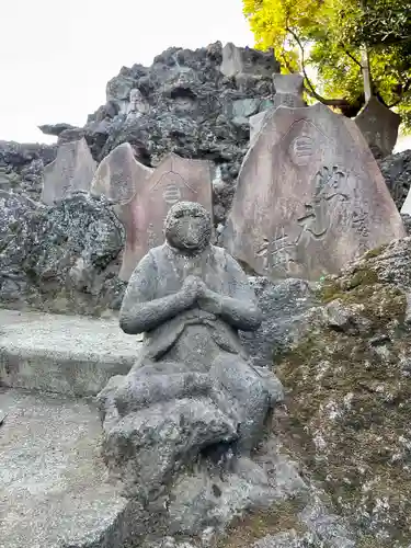 池袋氷川神社の像