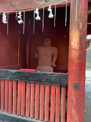 花園神社の像