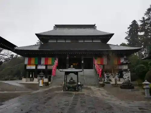高蔵寺の本殿・本堂