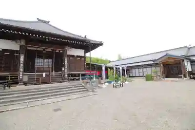 箕輪山満行院霊巖寺(埼玉県)