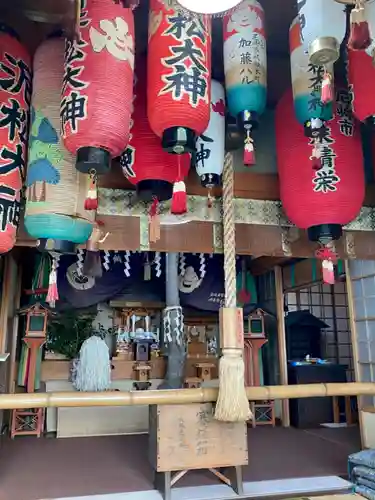 泥松稲荷大神の本殿・本堂
