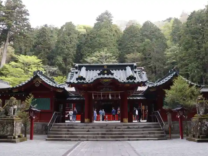 箱根神社の{uncategorized: "未分類", other: "その他", undefined: "問題あり", building: "その他建物", grave: "お墓", sacred_gate: "鳥居", guardian: "狛犬", statue: "像", buddha: "仏像", history: "歴史", nature: "自然", garden: "庭園", animal: "動物", pagoda: "塔", temizu: "手水舎", mountain_gate: "山門・神門", sanctuary: "本殿・本堂", subordinate: "末社・摂社", art: "芸術", scenery: "景色", jizo: "地蔵", ema: "絵馬", goshuin: "御朱印", omikuji: "おみくじ", items: "授与品その他", amulet: "お守り", goshuincho: "御朱印帳", eats: "食事", festival: "お祭り", votive_dance: "神楽", shichigosan: "七五三参", wedding: "結婚式", experience: "体験その他", initially: "初詣", around: "周辺", anti_infection: "感染症対策"}