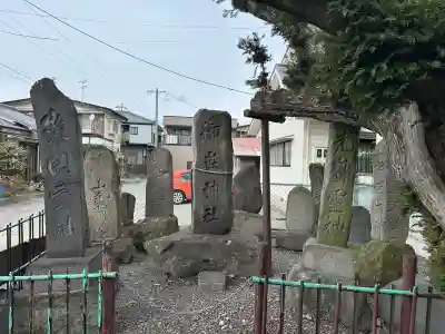 槻井泉神社の{uncategorized: "未分類", other: "その他", undefined: "問題あり", building: "その他建物", grave: "お墓", sacred_gate: "鳥居", guardian: "狛犬", statue: "像", buddha: "仏像", history: "歴史", nature: "自然", garden: "庭園", animal: "動物", pagoda: "塔", temizu: "手水舎", mountain_gate: "山門・神門", sanctuary: "本殿・本堂", subordinate: "末社・摂社", art: "芸術", scenery: "景色", jizo: "地蔵", ema: "絵馬", goshuin: "御朱印", omikuji: "おみくじ", items: "授与品その他", amulet: "お守り", goshuincho: "御朱印帳", eats: "食事", festival: "お祭り", votive_dance: "神楽", shichigosan: "七五三参", wedding: "結婚式", experience: "体験その他", initially: "初詣", around: "周辺", anti_infection: "感染症対策"}